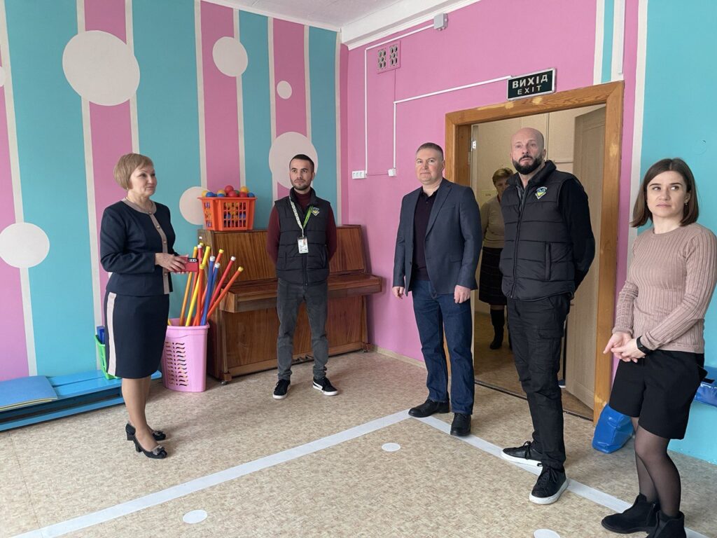 Підтримка закладів освіти. Садочок, пошкоджений уламками балістичної ракети, – відбудований та знову працює